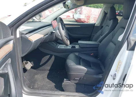 2023 Tesla Model Y Awd/Long Range Dual Motor All-Wheel Drive z USA, uszkodzony, nr VIN 7SAYGDEE6PF704082